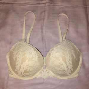 VS Bra 32DD